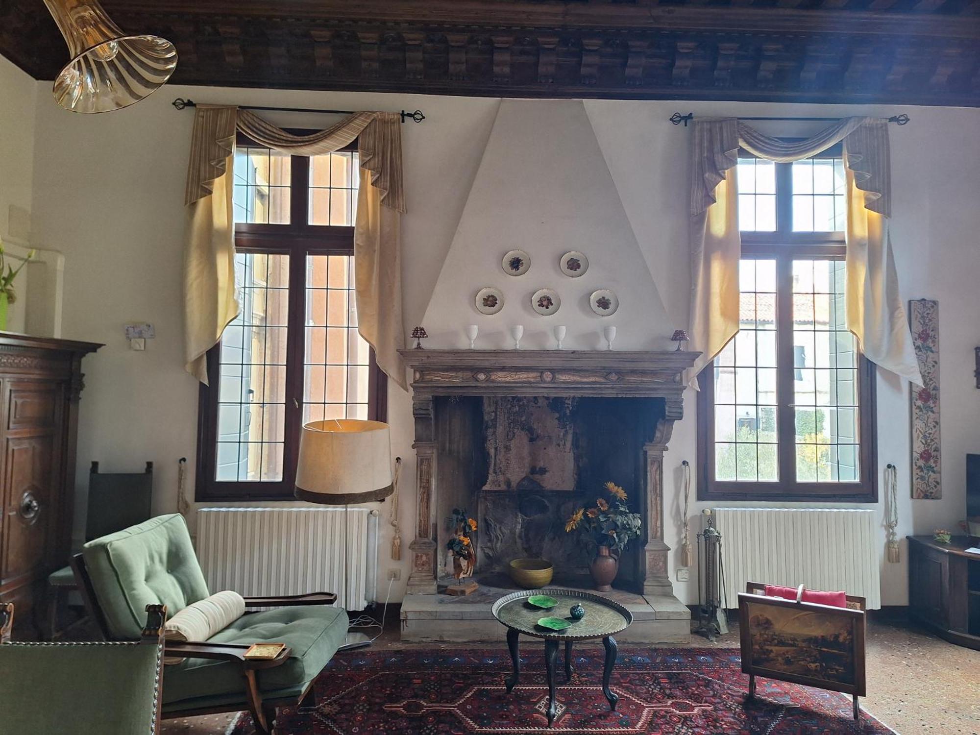 Appartamenti Inside Palazzo Foscarini Veneţia Exterior foto